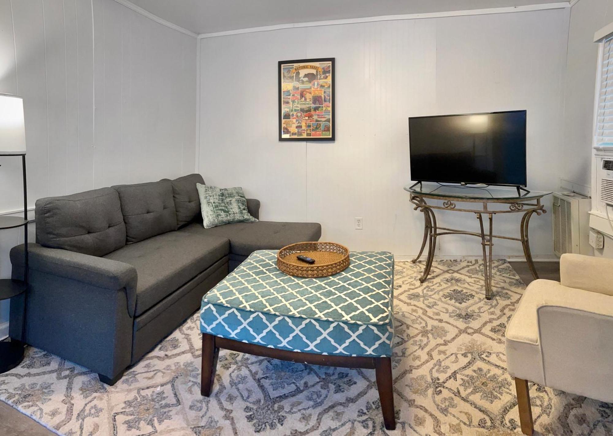 1799 Inn Harpers Ferry Room photo