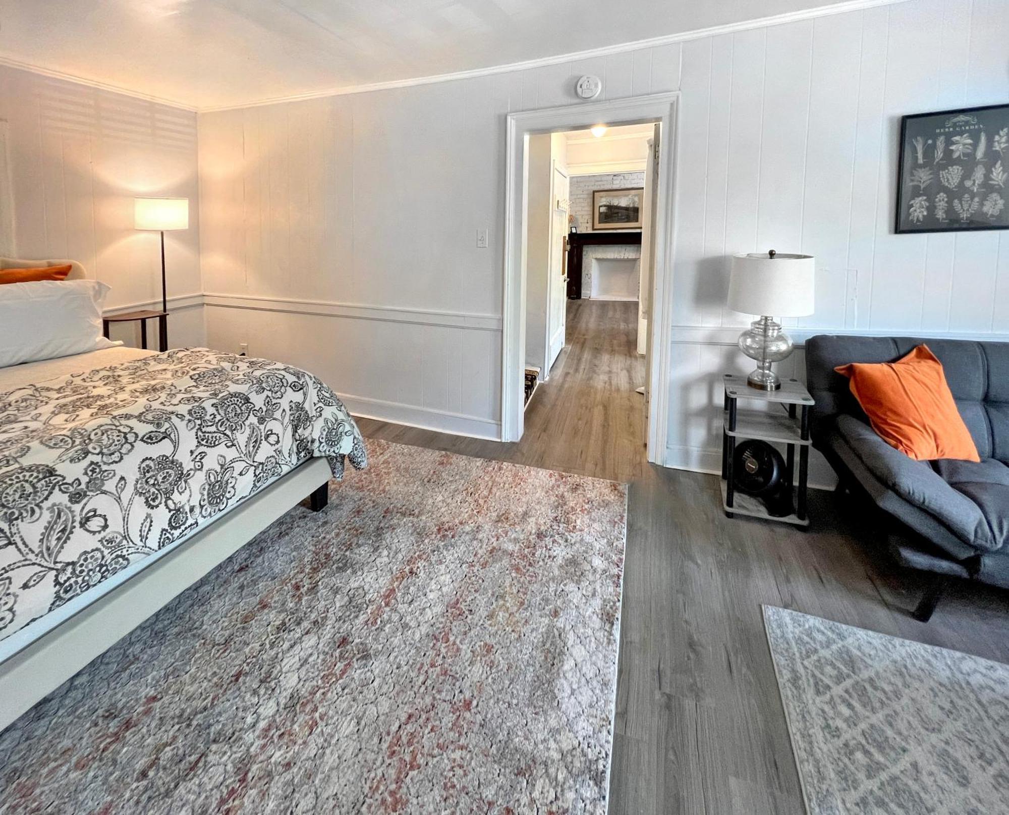 1799 Inn Harpers Ferry Room photo
